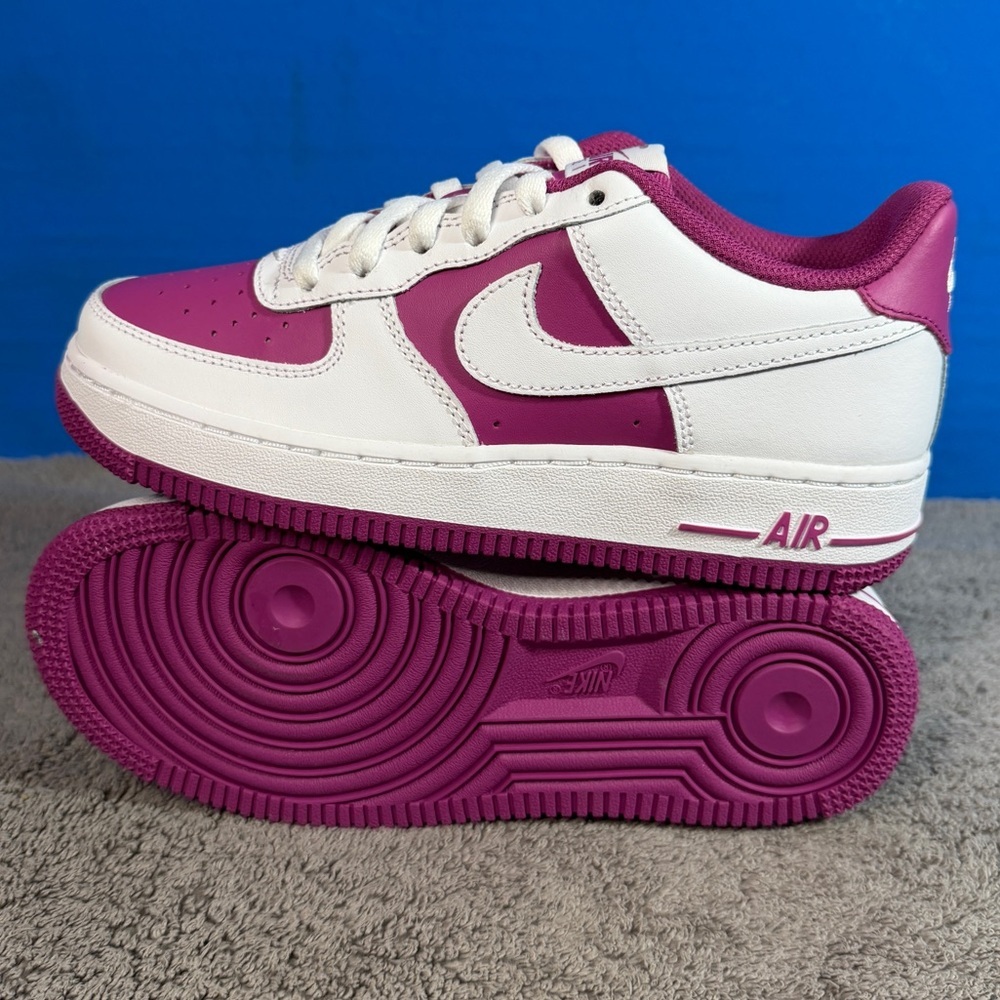 Nike air force 1
Gs
Brand new - Picture 5 of 11
